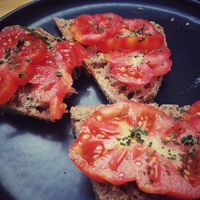 tapas de tomatos at Hierba Dulce in Oaxaca