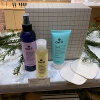 You can make up your own gift sets  at Avril in Lille