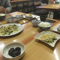 The dishes with meat friends ate. I think it is only fair to show people what is usually served so that they can be warned in case they don't like to smell or look at something like that. at Tsujigahana in Matsuyama