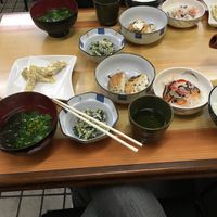 Sweet potato tempura, clear soup with wakame and some veggies. Spinach with chestnut, tofu mixed with mushrooms and carrots, glass noodles and rice at Tsujigahana in Matsuyama