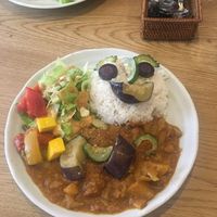 Vegan vegetable curry with a smily face :-) at Horieza in Kobe