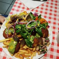 Falafel Teller at Nusslocher Döner-Pizzeria in Nussloch