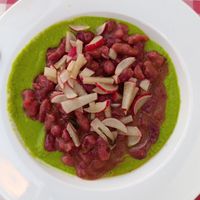 Gnocchi alla barbabietola con crema di menta at Naturangolo di Alessandro Mandelli in Osnago