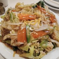 Yasai yakisoba is a lot of food at Hinode in Sao Paulo