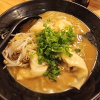 Lamen de gyoza at Hinode in Sao Paulo