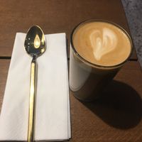 Latte made with Oatly milk at Bowl Market in Copenhagen