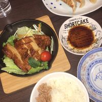 Grilled soy chicken in black pepper sauce and gyoza at Veggie House in Chiba