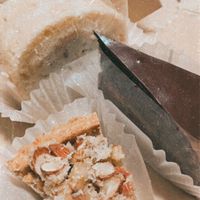 種類豊富なヴィーガンスイーツの中からいくつかテイクアウトしました。タルトが特にとっても美味しかった！アクセスがある方には at Ritz'n in Tsukuba