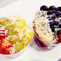 smoothie bowls at Loco Coco - Lexington in New York City