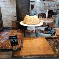 Always different cake options 🫶 at Ginko in Graz