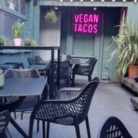 Beer garden at The Spread Eagle in East London