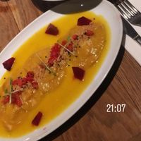 Ravioli vegani con barbabietola e zucca  at Flax & Kale - Sant Pere Mes in Barcelona