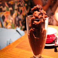 healthy frappe mocha smoothie at Flax & Kale - Sant Pere Mes in Barcelona