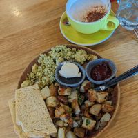 Breakfast tofu scramble with potatoes and toast, and vegan chai ☕ at Great Full Gardens - South in Reno
