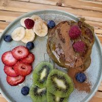 Matcha pancakes at Aloha Cafe in Sesimbra