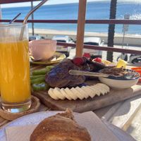 Pancake board + Croissant   at Aloha Cafe in Sesimbra