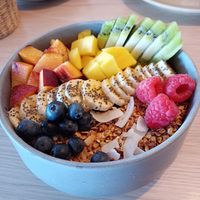 Breakfast Acai bowl with fruits and granola at Aloha Cafe in Sesimbra