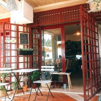 Outside at Aloha Cafe in Sesimbra