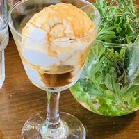 סורבה קוקוס עם אפוגטו at Meshek Barzilay Deli in Tel Aviv