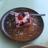 Beerentorte at Karls Kraut in Luzern