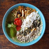 Green Smoothie bowl at Dragonfly Cafe in Ubud