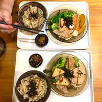 Soupless noodles with our own chosen sauces at Xiǎng Shū ZhíRén 饗蔬職人- VegesM - North District - Maybe closed in Taichung