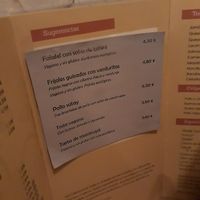 4 out of 5 of the recommended dishes in the menu are vegan at La Cabra en el Tejado in Madrid