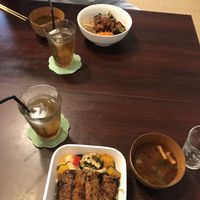 Konjac donburi, miso soup and vegan bibimbap at Grains in Nagoya