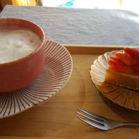 Beverages are hand-whipped at Onwa in Nara