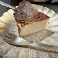 Basque cheesecakee  at Onwa in Nara