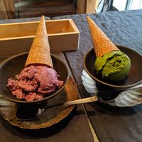 Vegan gelato: blueberry and matcha at Onwa in Nara