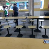 Quiet at breakfast. Not at lunch at Yuan Yuan 圓緣素食 - Chinatown in Central Singapore