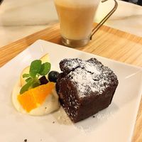 Vegan brownie with soy whip cream (690¥) at Where is a Dog in Tokyo
