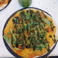 Mediterránea pizza at Sapiens in Santiago