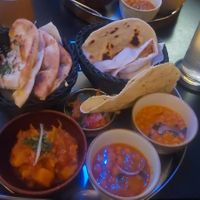 Vegan thali with garlic naan at Indiya in Wels