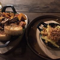 Gegrillter Ofenkürbis und Maccaroni & Cheese  at Froindlichst - Daimlerstr in Hamburg