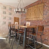 Sitzplätze innen at Froindlichst - Daimlerstr in Hamburg