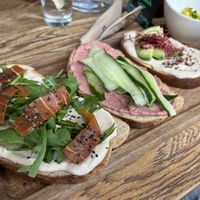 Frühstück „Brettfest für zwei Personen"  at Froindlichst - Daimlerstr in Hamburg