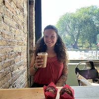 In my new happy place  at Hansa Coffee Roasters in Lake Bluff