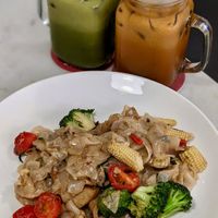 Vegan Thai Drunken Noodles, Thai Milk Tea, Thai Green Milk Tea at Bangkok Jam - Marina Square in Central Singapore