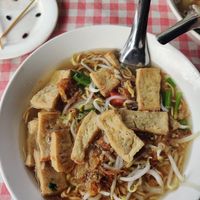 Instant noodle soup with tofu at LaungXaiKham Restaurant in Vang Vieng
