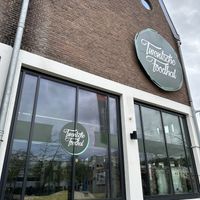 Außenansicht: Food-Halle  at Foodbar Rauw in Enschede