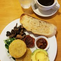 A vegan Superstart breakfast & great coffee at The Cozy Corner in Taupo
