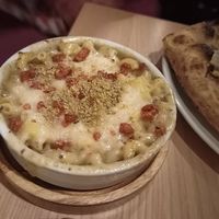 Mac n cheese at Purezza Camden in London
