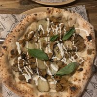 My favourite Pizza from the other night! It’s called Couch Potato ❤️ at Purezza Camden in London