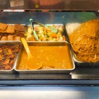 Dishes available at Shan Yuan 善緣素食 in East Singapore