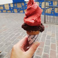 Dark chocolate and prickly pear at Il Gelato del Mercato in Tenerife