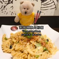 Vegetarian curry pasta at Pastamania in North Singapore