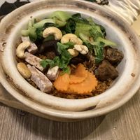 Claypot rice at Genesis 创世界素食馆 in Central Singapore