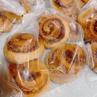 Vegan cinnamon rolls at Genesis 创世界素食馆 in Central Singapore
